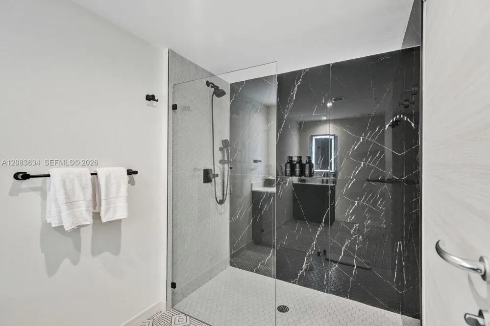 4220 LAGUNA ST #403 Coral Gables, FL 33146