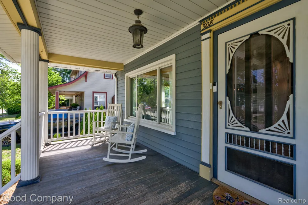 308 E Lawrence Avenue Royal Oak City, MI 48073