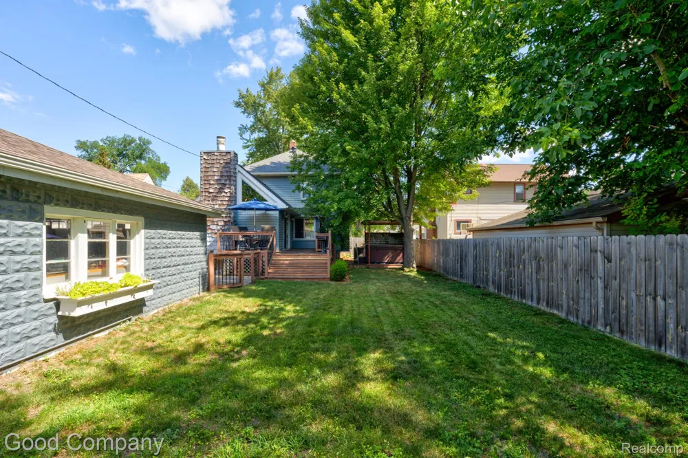 308 E Lawrence Avenue Royal Oak City, MI 48073
