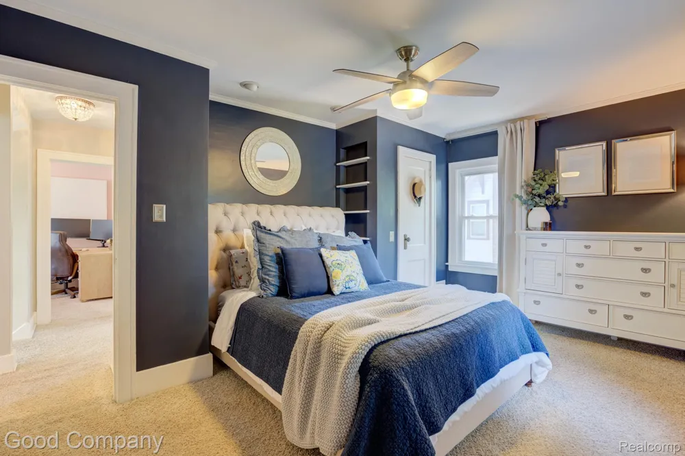 308 E Lawrence Avenue Royal Oak City, MI 48073
