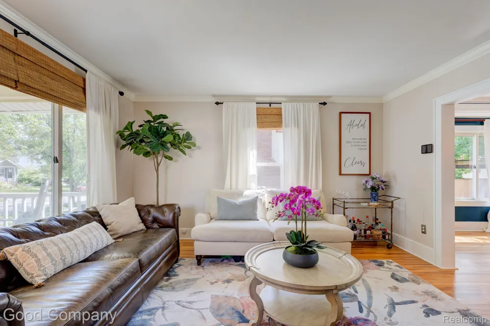 308 E Lawrence Avenue Royal Oak City, MI 48073