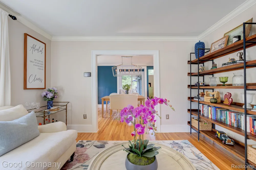 308 E Lawrence Avenue Royal Oak City, MI 48073