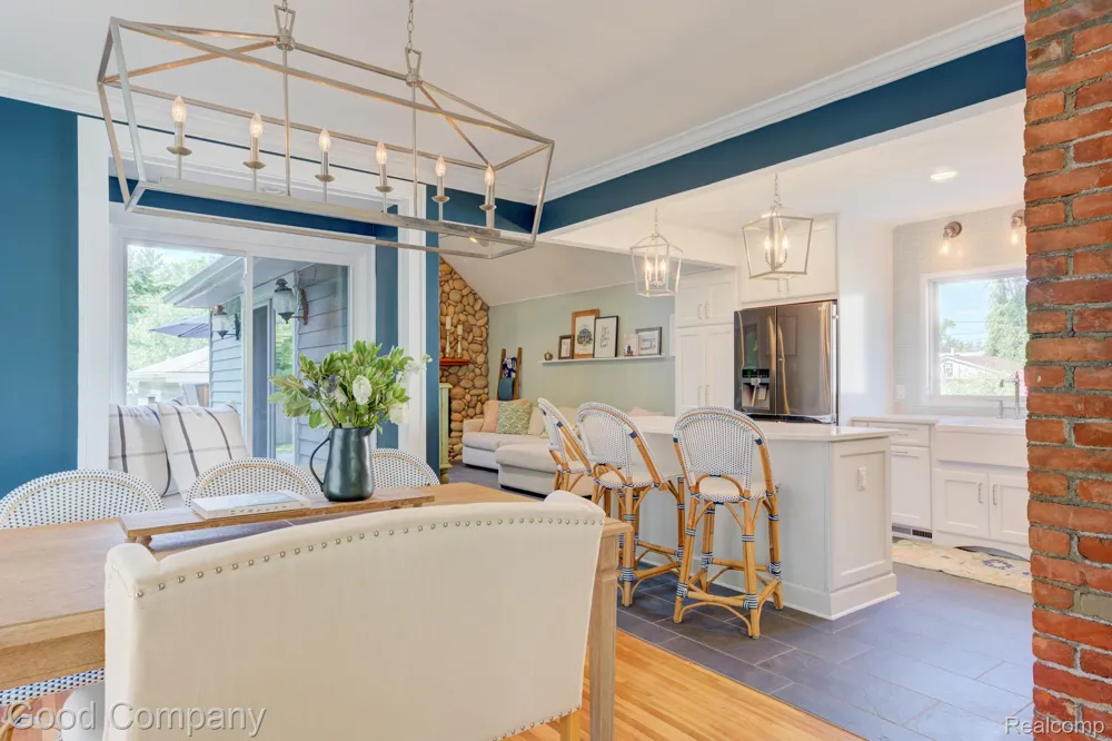 308 E Lawrence Avenue Royal Oak City, MI 48073