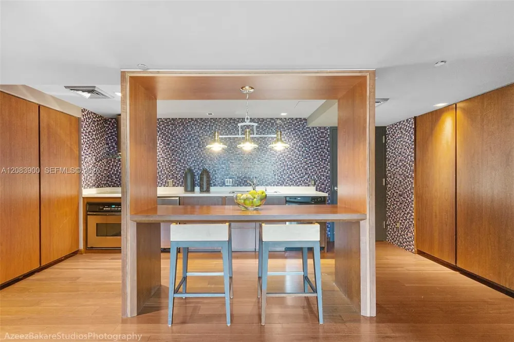 335 S Biscayne Blvd #1508 Miami, FL 33131