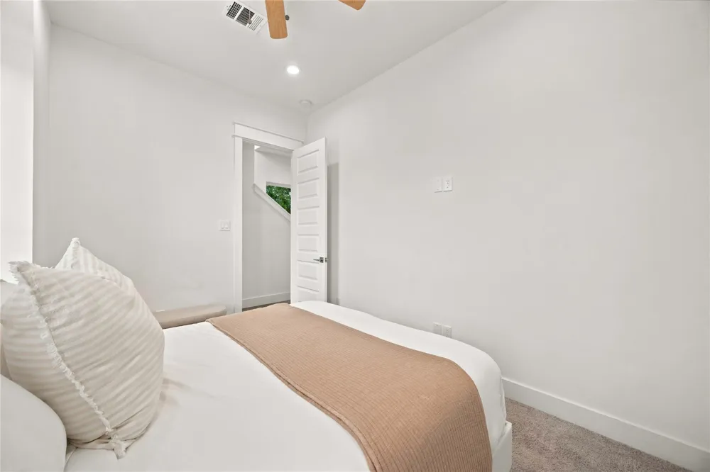 507 Schweikhardt Street Houston, TX 77020