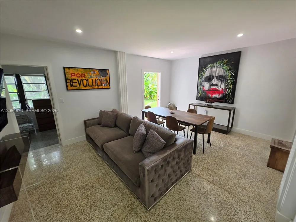 234 NE 111th St Miami, FL 33161