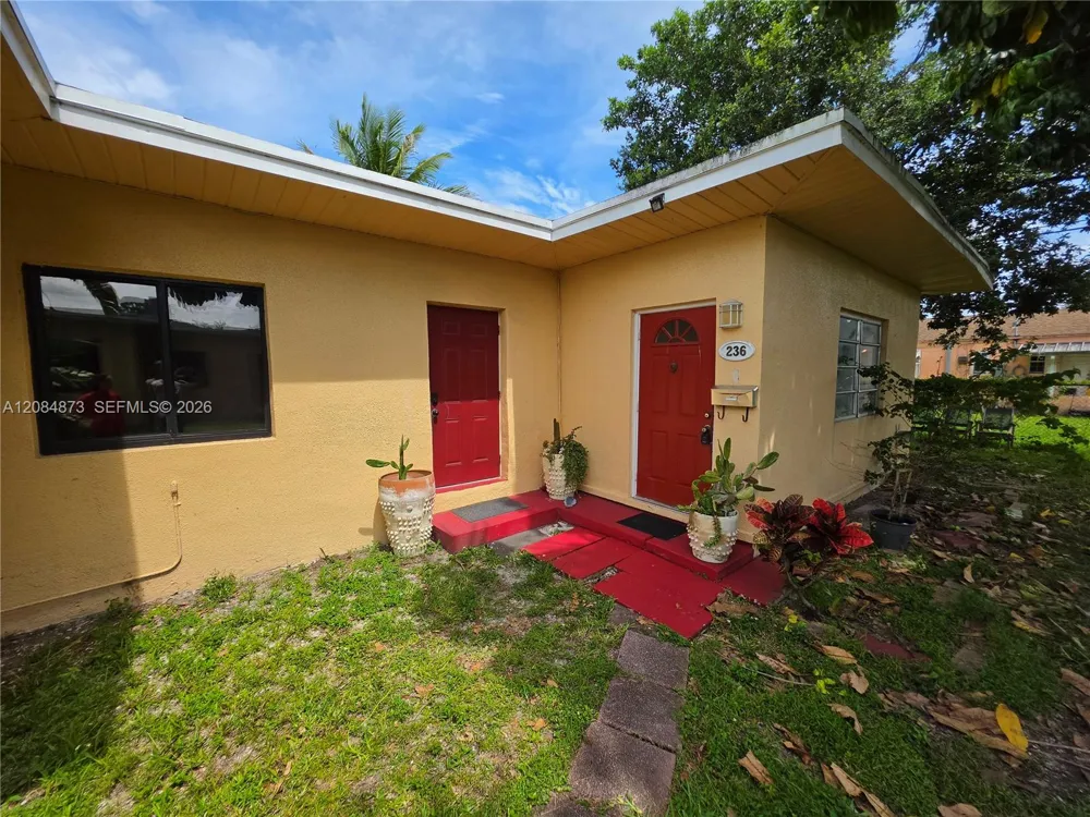 234 NE 111th St Miami, FL 33161