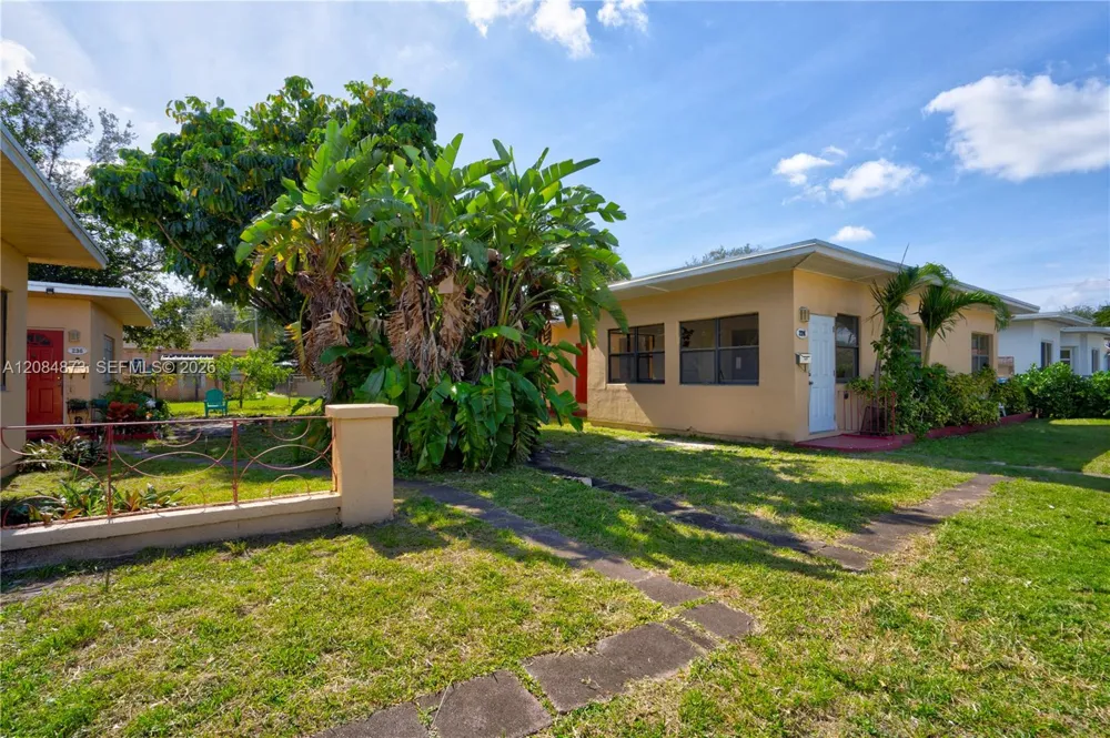 234 NE 111th St Miami, FL 33161