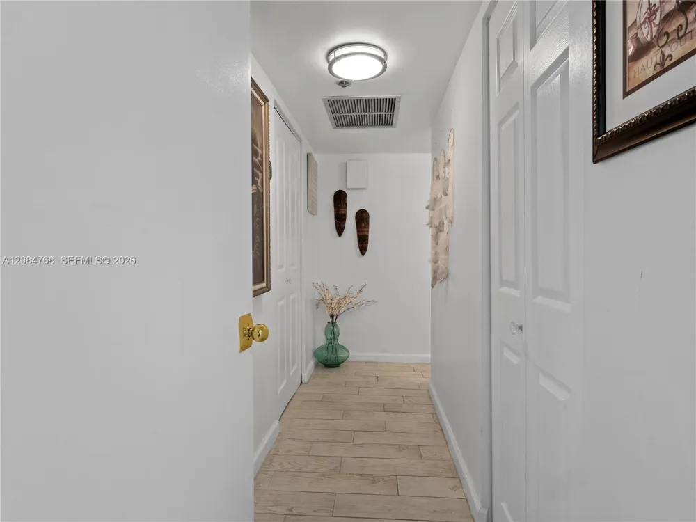 671 NE 195th St #329E Miami, FL 33179