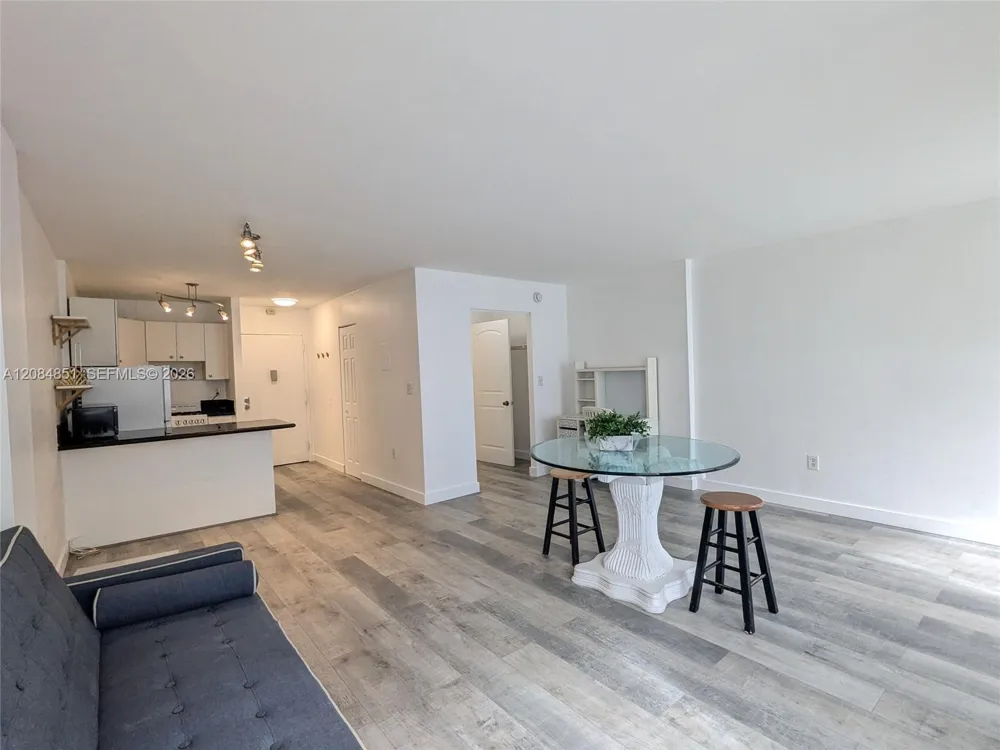 710 Washington Ave #322 Miami Beach, FL 33139