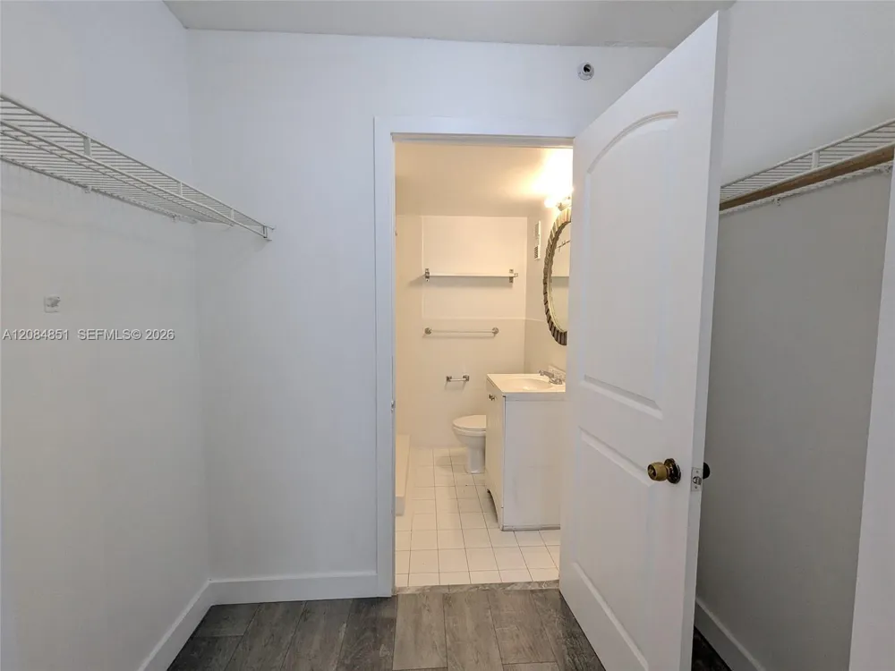 710 Washington Ave #322 Miami Beach, FL 33139