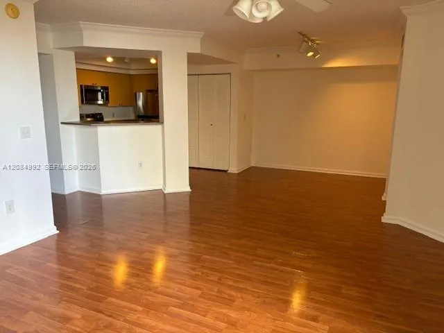1919 Van Buren St #502A Hollywood, FL 33020