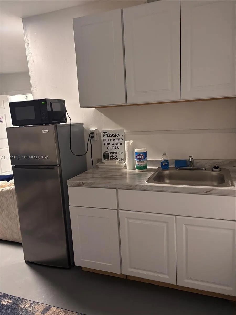 890 NW 65th Ave Plantation, FL 33317