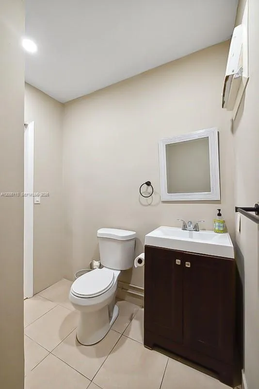 890 NW 65th Ave Plantation, FL 33317