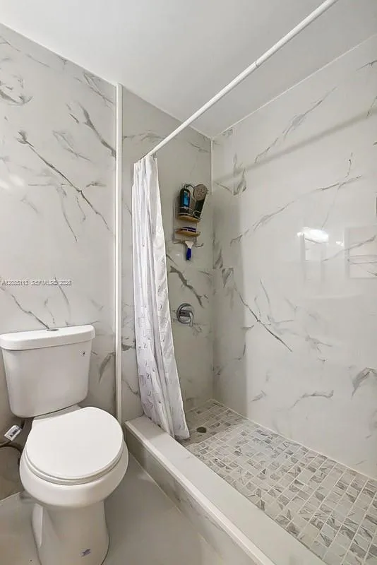 890 NW 65th Ave Plantation, FL 33317
