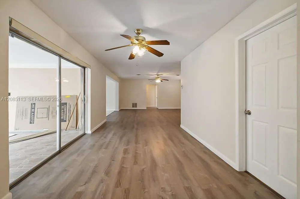 890 NW 65th Ave Plantation, FL 33317