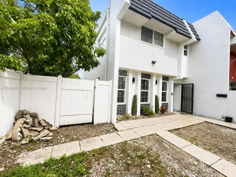 970 Sw 80 Ave #A