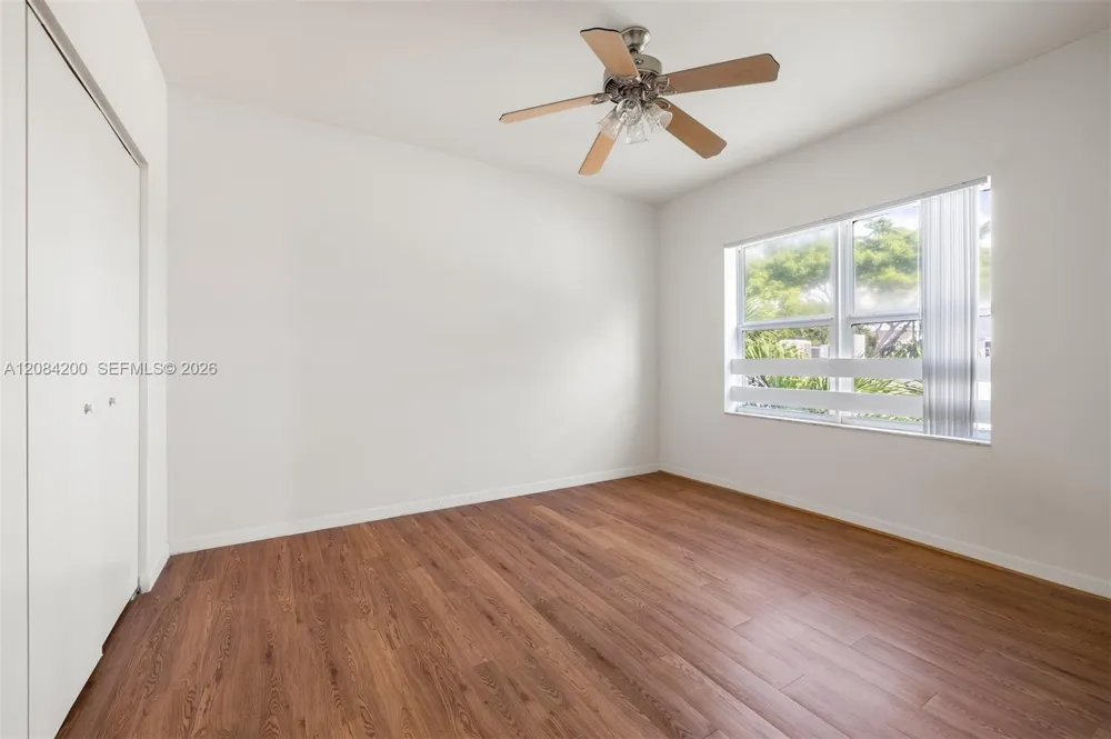 1542 Drexel Ave #302 Miami Beach, FL 33139