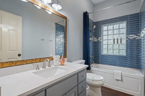 302 Guadalupe River Drive