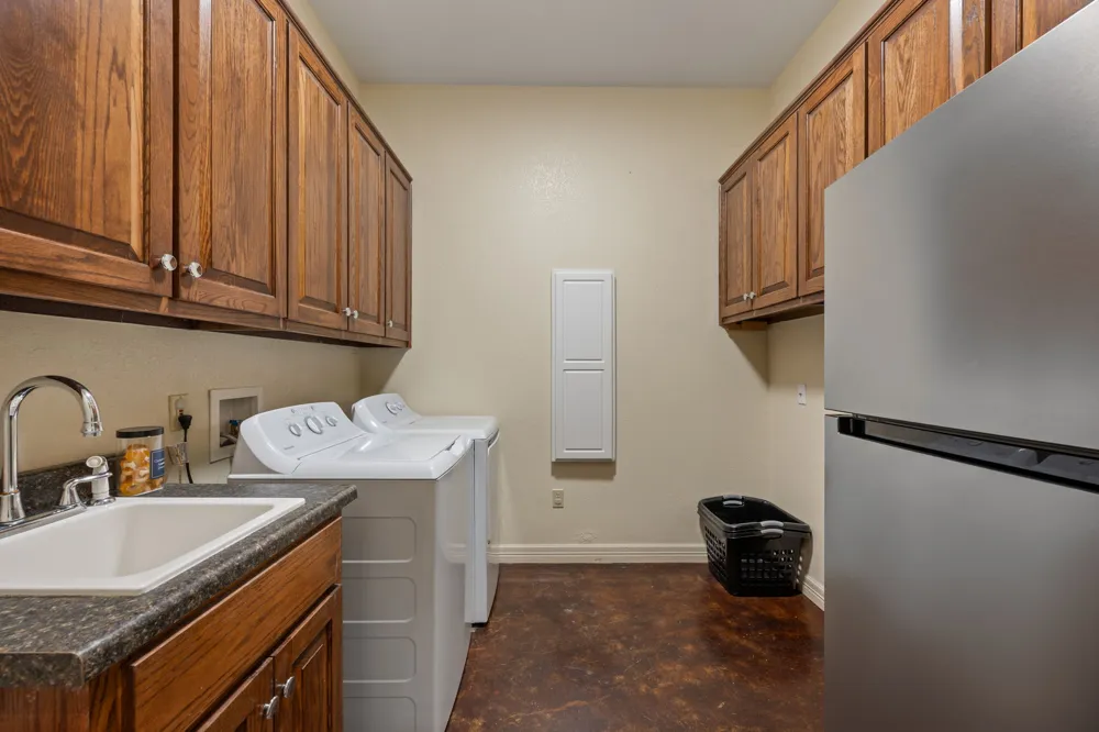 302 Guadalupe River Drive Seguin, TX 78155
