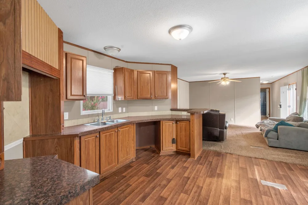 8318 Silver Maple Plantersville, TX 77363