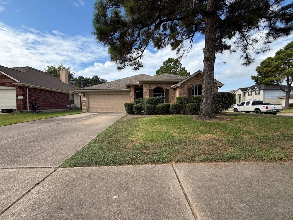 3419 Foursome Lane Sugar Land, TX 77498