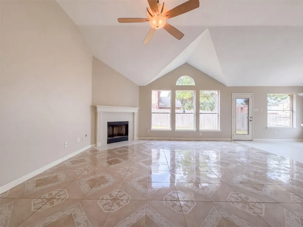 3419 Foursome Lane Sugar Land, TX 77498