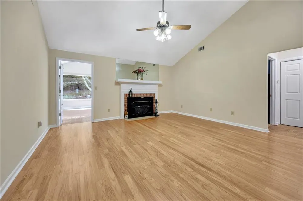 4938 Lake Forest Drive Conyers, GA 30094