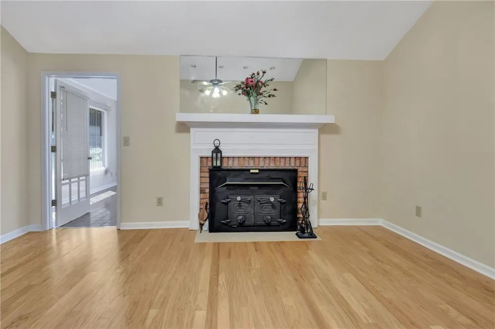 4938 Lake Forest Drive Conyers, GA 30094