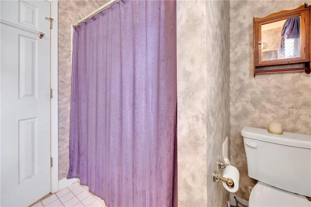 4938 Lake Forest Drive Conyers, GA 30094