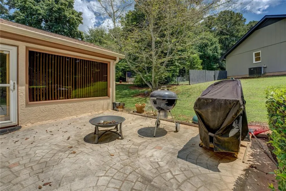 4938 Lake Forest Drive Conyers, GA 30094