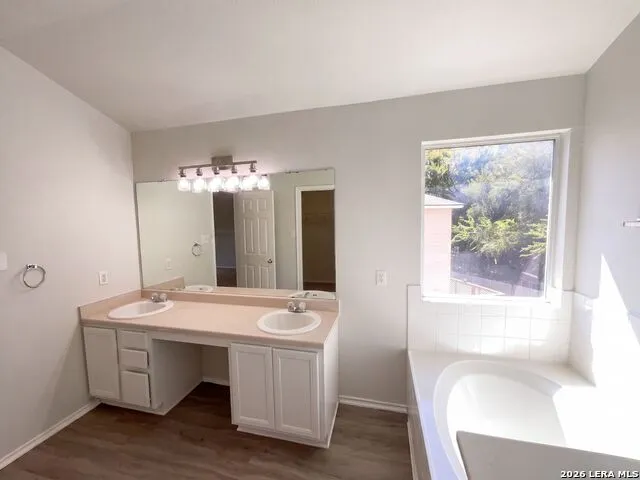 10155 Cedarcliff San Antonio, TX 78245