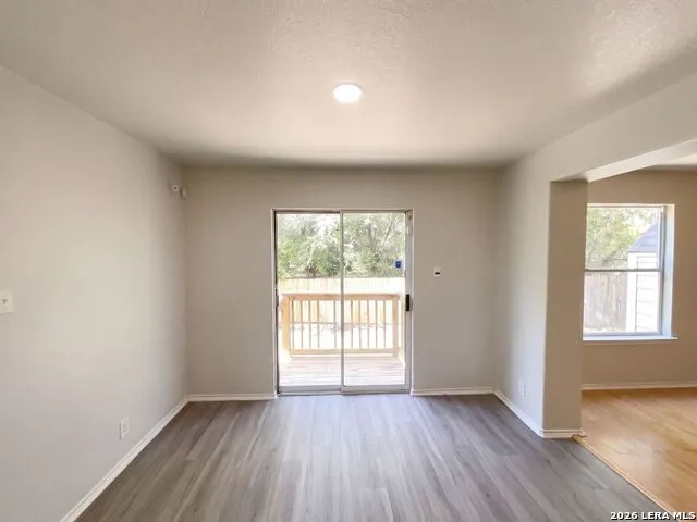 10155 Cedarcliff San Antonio, TX 78245