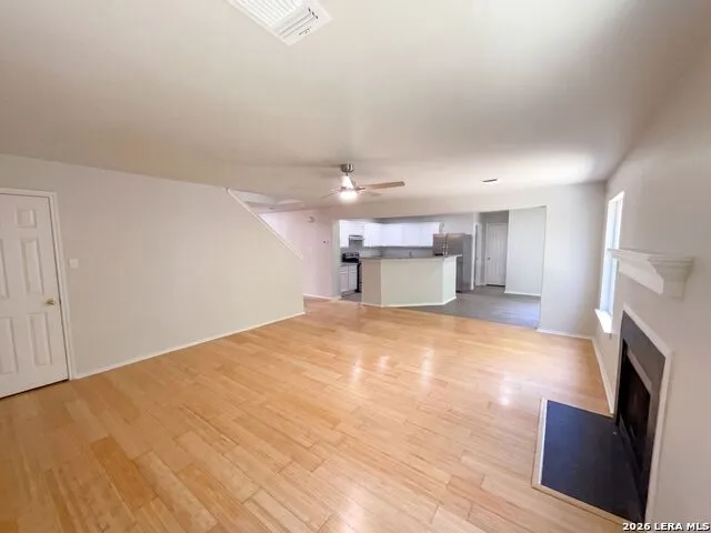 10155 Cedarcliff San Antonio, TX 78245