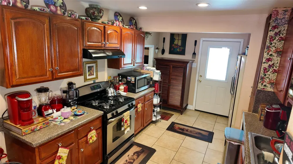 4521 Kelton Drive Dallas, TX 75209
