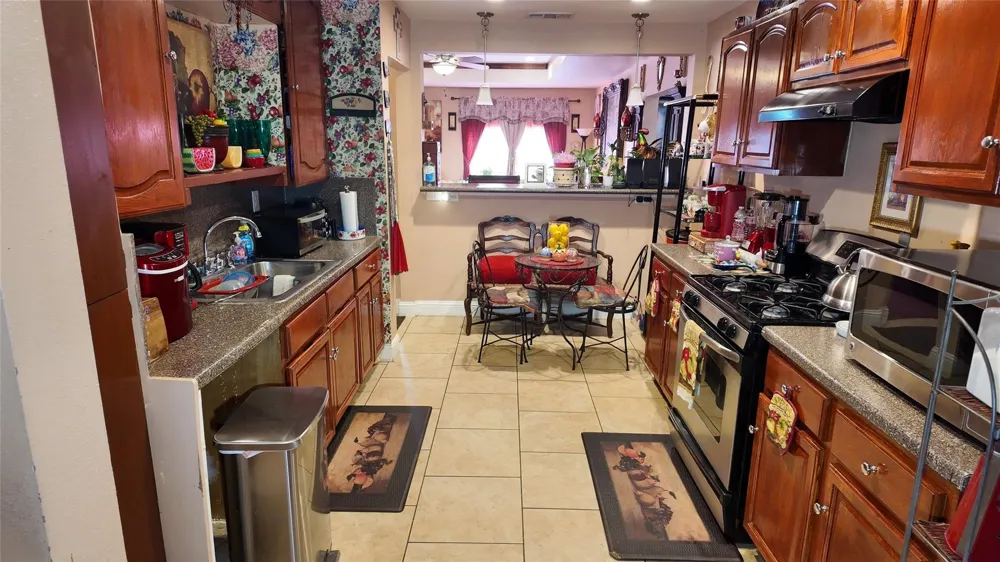4521 Kelton Drive Dallas, TX 75209