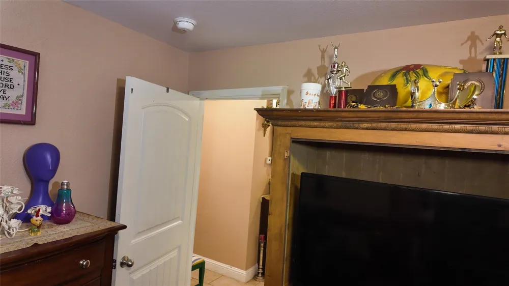 4521 Kelton Drive Dallas, TX 75209