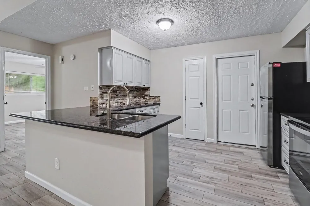 2909 Mariner Drive League City, TX 77573