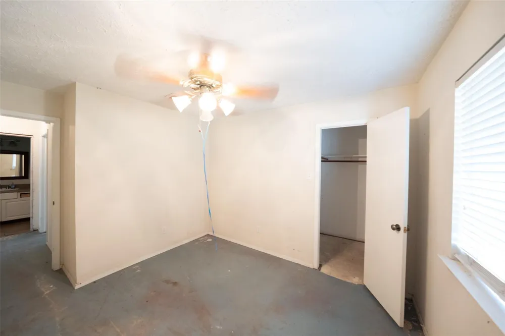 21223 Fernhollow Lane Spring, TX 77388