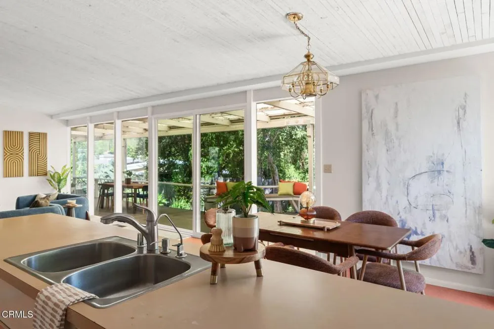 506 Crestview Drive Ojai, CA 93023