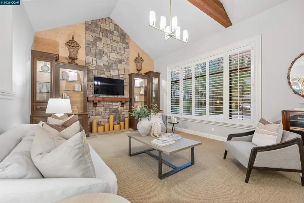 3357 Deer Hollow Dr Danville, CA 94506
