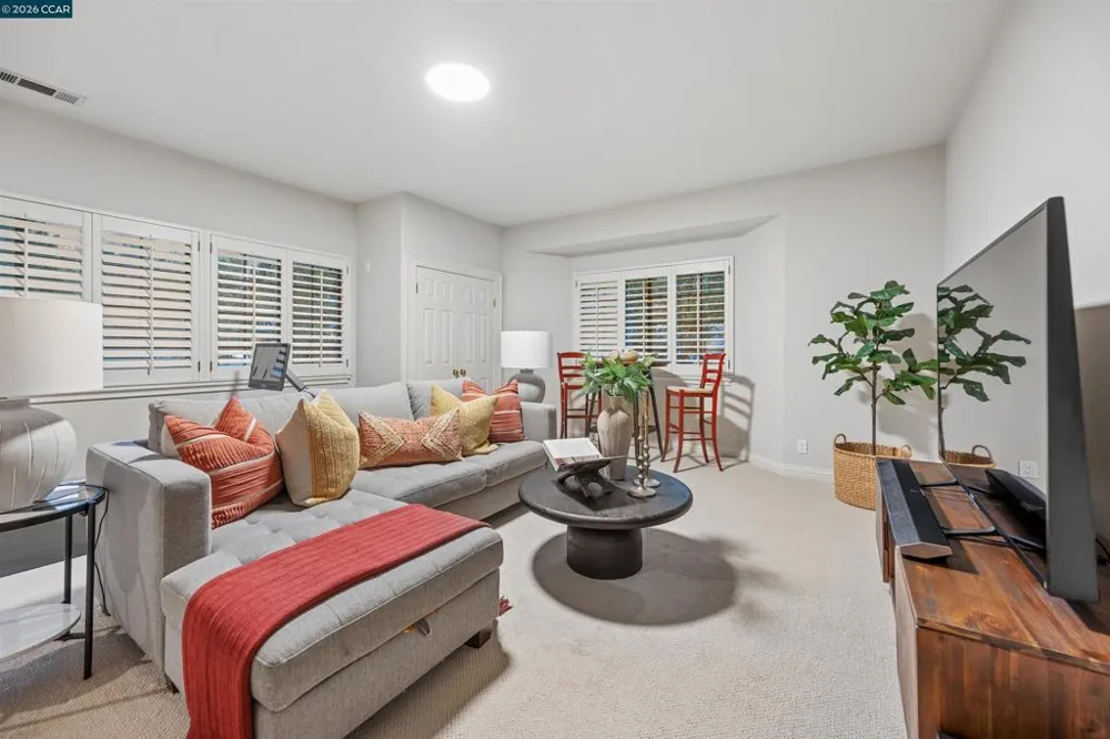 3357 Deer Hollow Dr Danville, CA 94506