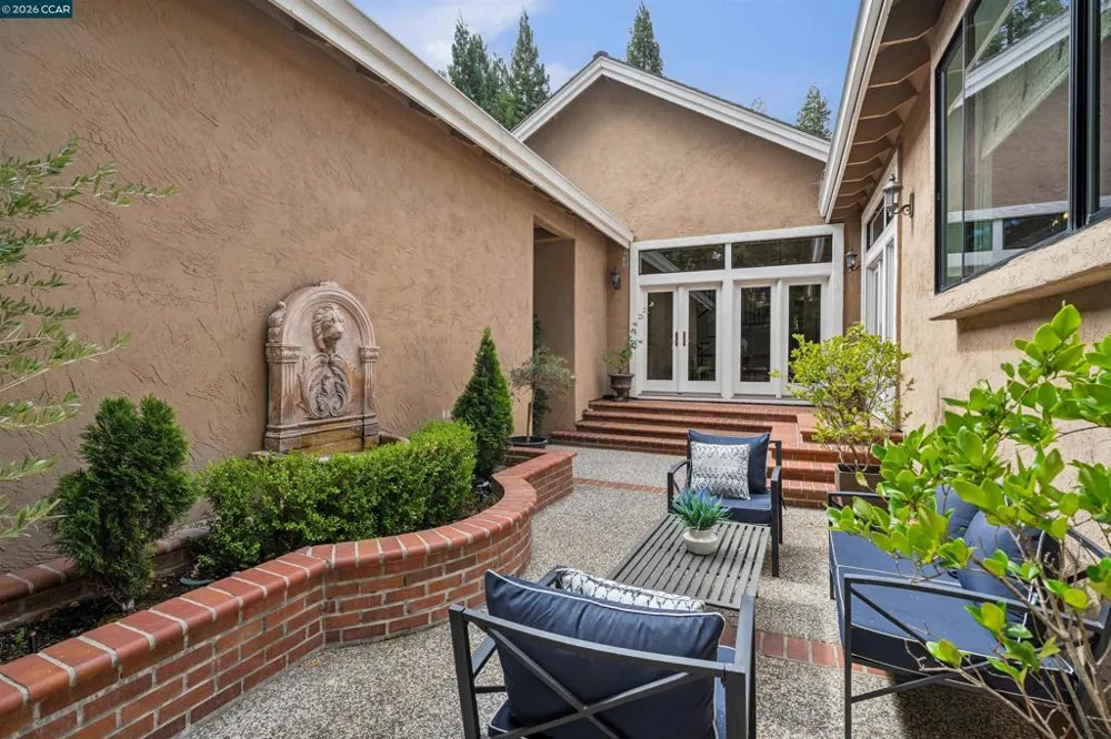 3357 Deer Hollow Dr Danville, CA 94506