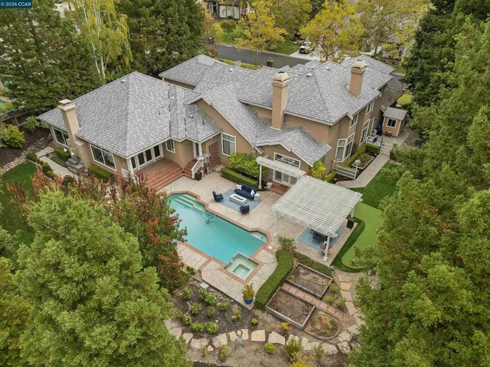 3357 Deer Hollow Dr Danville, CA 94506