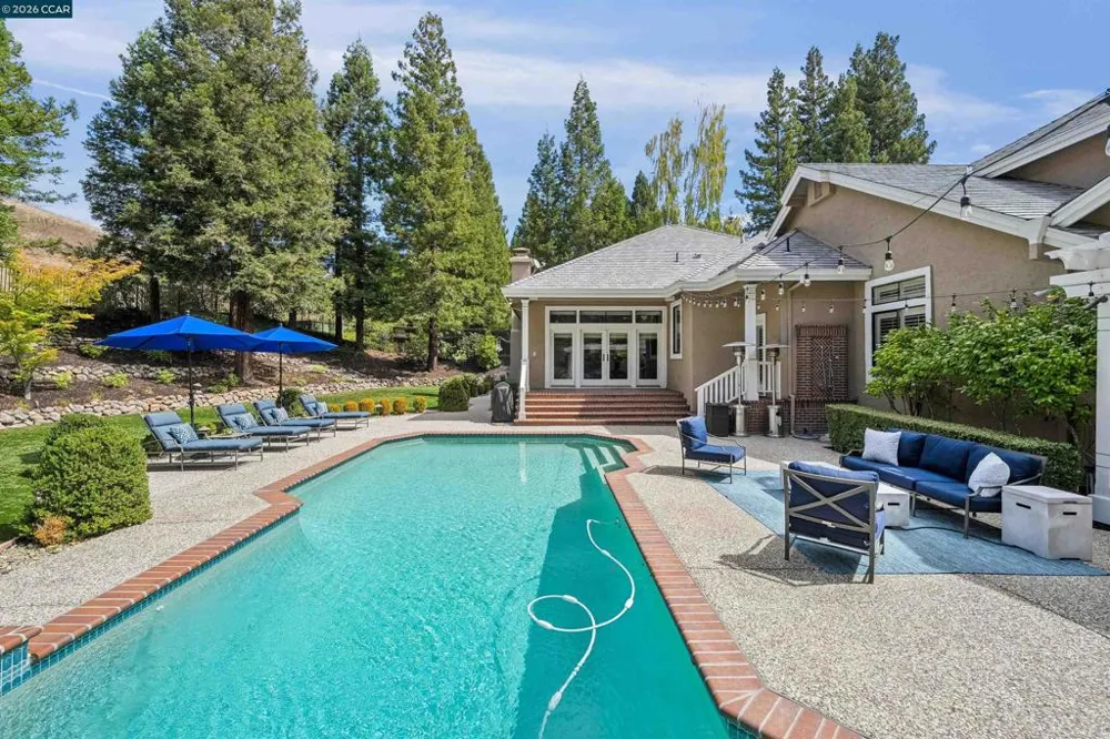 3357 Deer Hollow Dr Danville, CA 94506