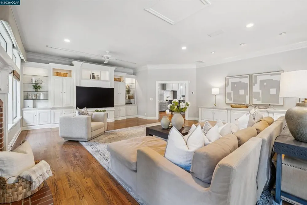 3357 Deer Hollow Dr Danville, CA 94506