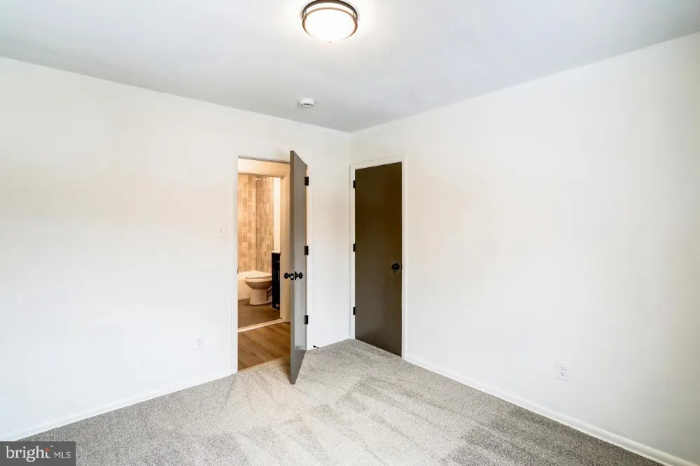 333 GOLF HILLS ROAD Havertown, PA 19083