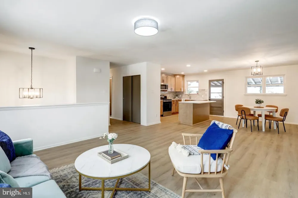 333 GOLF HILLS ROAD Havertown, PA 19083