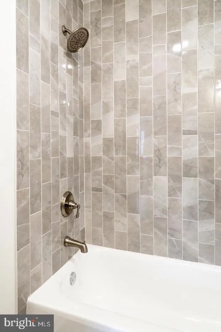 333 GOLF HILLS ROAD Havertown, PA 19083