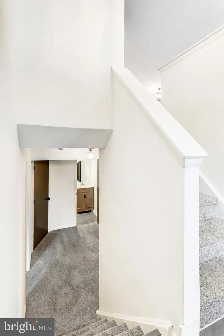 333 GOLF HILLS ROAD Havertown, PA 19083
